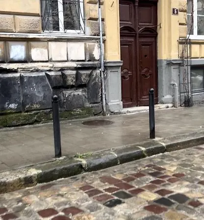 31 котлярська Apartment *